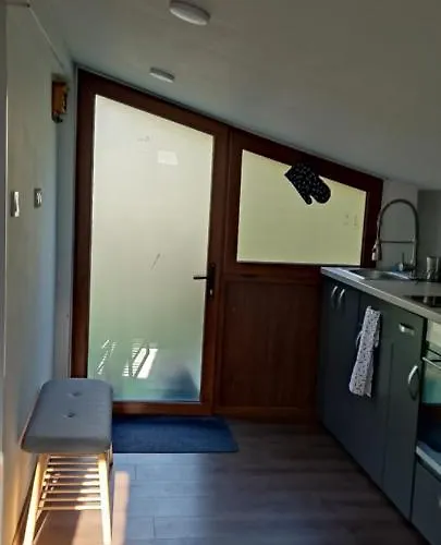 мансардна никол Apartmán